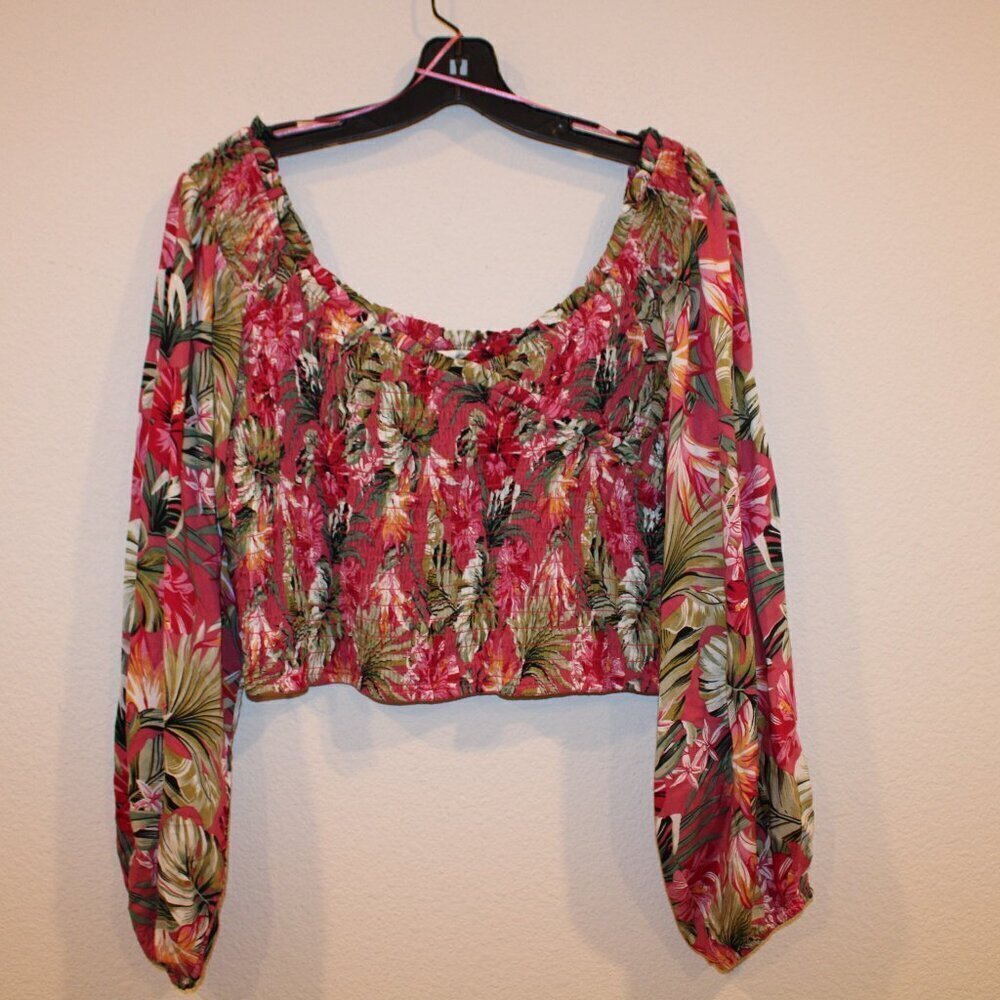 Vici Summer of Diane pink tropical floral smocked crop top size X-Large